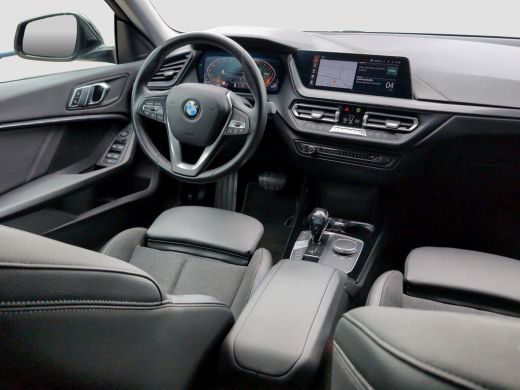 BMW 2 Serie Gran Coupé 216d Executive Edition | 17 inch | Navigatie | Sportstoelen | Cruise Control ActivLease financial lease