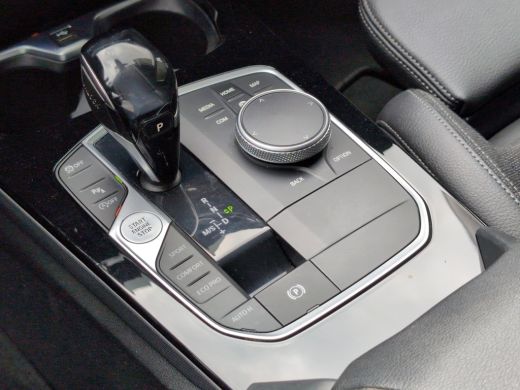 BMW 2 Serie Gran Coupé 216d Executive Edition | 17 inch | Navigatie | Sportstoelen | Cruise Control ActivLease financial lease