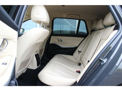 BMW 3 Serie Touring 320i G21 High Executive Edition | 184 pk | 1e eigenaar | NL auto | Individual | Carplay |... ActivLease financial lease