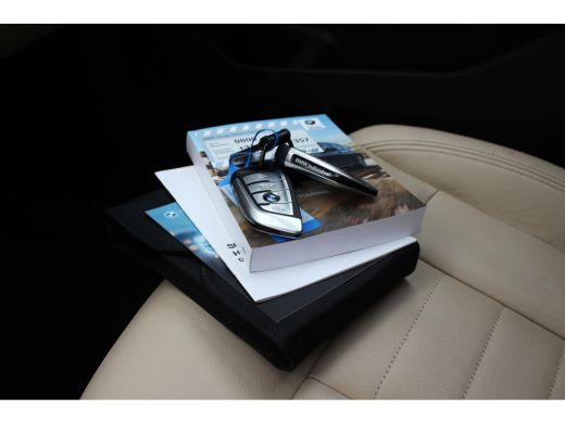 BMW 3 Serie Touring 320i G21 High Executive Edition | 184 pk | 1e eigenaar | NL auto | Individual | Carplay |... ActivLease financial lease