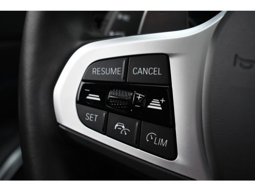 BMW 3 Serie Touring 330e xDrive M-Sport Pano ACC H/K 360 HUD El-zetel 19inch ActivLease financial lease