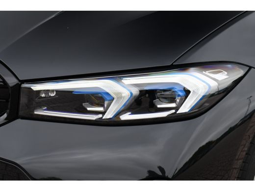 BMW 3 Serie Touring 330e xDrive M-Sport Pano ACC H/K 360 HUD El-zetel 19inch ActivLease financial lease