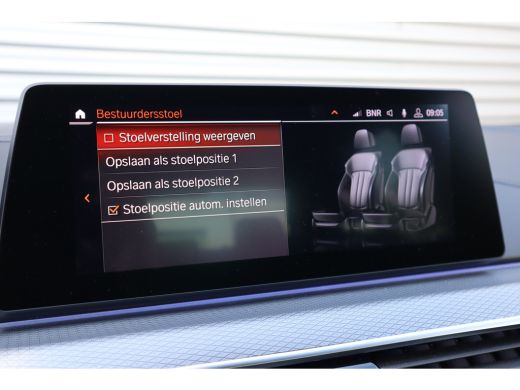 BMW 5 Serie 520i M-Sport High Executive Harman Kardon / Leder Dashboard / Camera / 19inch ActivLease financial lease
