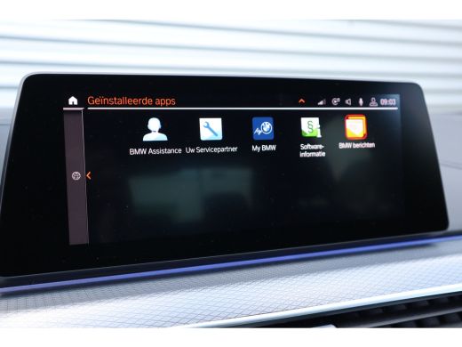 BMW 5 Serie 520i M-Sport High Executive Harman Kardon / Leder Dashboard / Camera / 19inch ActivLease financial lease