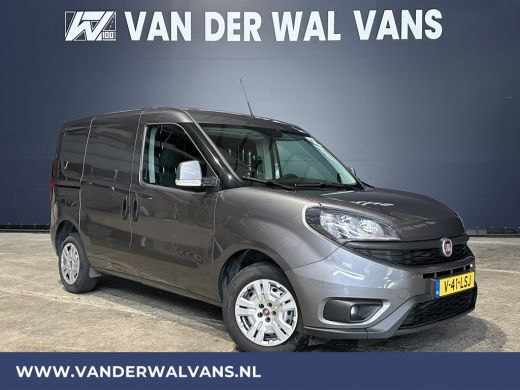 Fiat Dobló Cargo 1.3 MJ L1H1 Euro6 Airco | 3-Zits | Camera | Navigatie | Cruisecontrol | Parkeersensoren | Zijdeur... Fiat Dobló Cargo 1.3 MJ L1H1 Euro6 Airco | 3-Zits | Camera | Navigatie | Cruisecontrol | Parkeersensoren | Zijdeur...