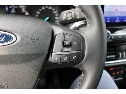 Ford Focus 1.0 EB Hybrid ST-Line NL-AUTO! | DEALER OH! | CAMERA | PARKEER SENS V+A | LED | CRUISE CONTROL | ... ActivLease financial lease