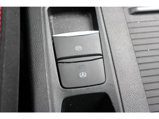 Ford Focus 1.0 EB Hybrid ST-Line NL-AUTO! | DEALER OH! | CAMERA | PARKEER SENS V+A | LED | CRUISE CONTROL | ... ActivLease financial lease