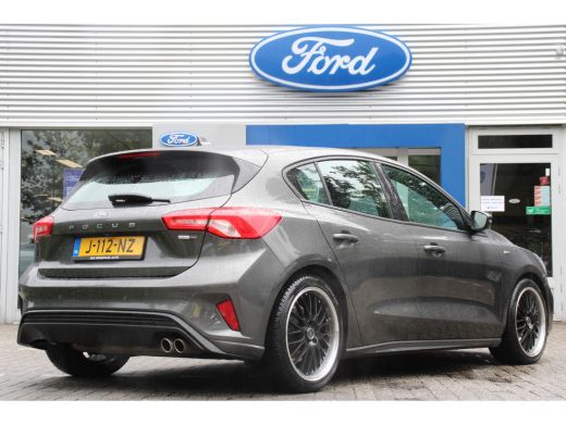 Ford Focus 1.0 EB Hybrid ST-Line NL-AUTO! | DEALER OH! | CAMERA | PARKEER SENS V+A | LED | CRUISE CONTROL | ... ActivLease financial lease