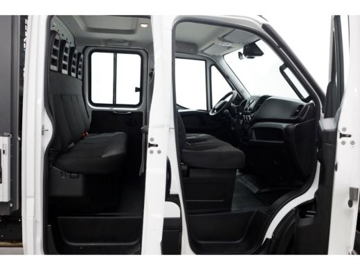 Iveco Daily 35C14 136pk E6 Open Laadbak D.C. Trekhaak 3500kg 09-2023 ActivLease financial lease