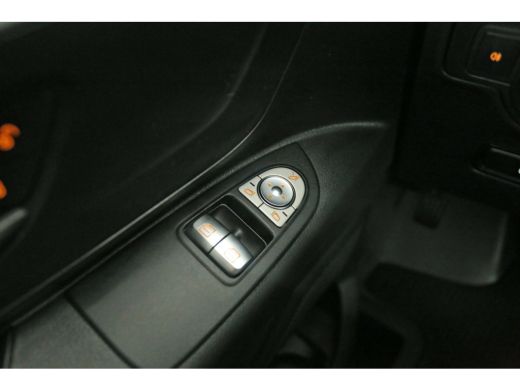 Mercedes-Benz Vito 114 CDI Lang Automaat Airco Cruise Camera Carplay Navigatie PDC Elektrpakket ActivLease financial lease