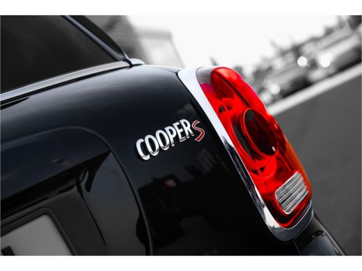 Mini Countryman 2.0 Cooper S | Leer | Harman Kardon | Panoramadak | Camera | Carplay | Head up ActivLease financial lease