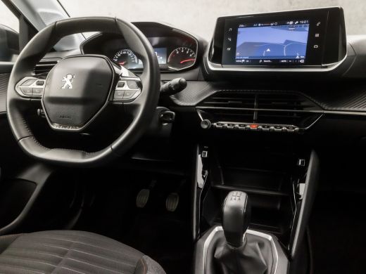Peugeot 208 1.2 PureTech Sport (APPLE CARPLAY, GROOT NAVI, LANE ASSIST, SPORTSTOELEN, CRUISE, DAB+, NIEUWE AP... ActivLease financial lease