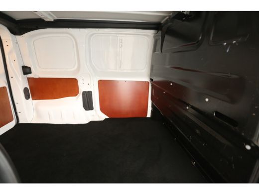 Peugeot Expert 226C 1.6 BlueHDI L1H1 Airco Carplay Cruise Navigatie Imperiaal Parkeersensoren ActivLease financial lease