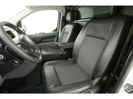 Peugeot Expert 226C 1.6 BlueHDI L1H1 Airco Carplay Cruise Navigatie Imperiaal Parkeersensoren ActivLease financial lease
