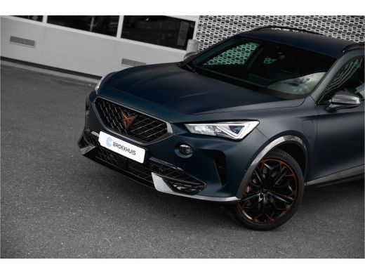 CUPRA Formentor 1.4 e-Hybrid Performance VZ 245pk | Carplay | Trekhaak | Camera | Elektr. klep ActivLease financial lease