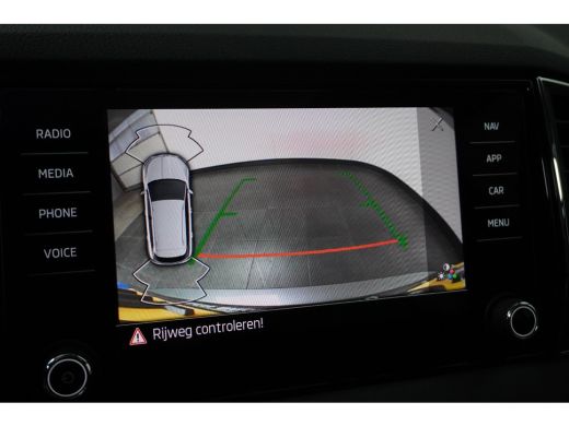 Skoda Karoq 1.5 TSI 150 pk ACT Business Edition 7-DSG | Achteruitrijcamera | Buitenspiegels elektrisch verste... ActivLease financial lease