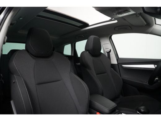 Skoda Karoq 1.5 TSI 150 pk ACT Business Edition 7-DSG | Achteruitrijcamera | Buitenspiegels elektrisch verste... ActivLease financial lease