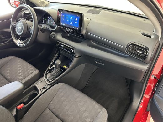 Toyota Yaris 1.5 Hybrid 115 Dynamic Comfort Pack | Parkeersensoren | Blindspot | Apple CarPlay | Rijklaarprijs... ActivLease financial lease