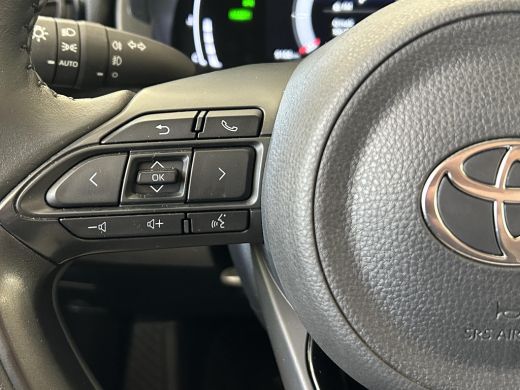 Toyota Yaris 1.5 Hybrid 115 Dynamic Comfort Pack | Parkeersensoren | Blindspot | Apple CarPlay | Rijklaarprijs... ActivLease financial lease