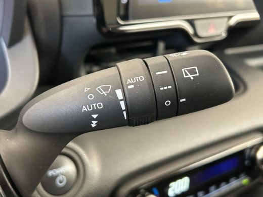 Toyota Yaris 1.5 Hybrid 115 Dynamic Comfort Pack | Parkeersensoren | Blindspot | Apple CarPlay | Rijklaarprijs... ActivLease financial lease
