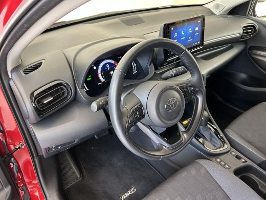 Toyota Yaris 1.5 Hybrid 115 Dynamic Comfort Pack | Parkeersensoren | Blindspot | Apple CarPlay | Rijklaarprijs... ActivLease financial lease