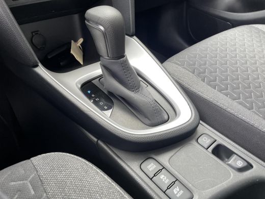 Toyota Yaris Cross 1.5 Hybrid Dynamic ActivLease financial lease