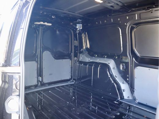 Volkswagen Caddy 2.0 TDI MAXTON STYLE BLACK EDITION ActivLease financial lease