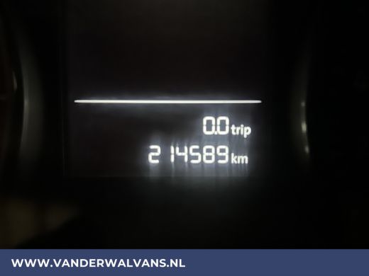 Volkswagen Crafter 2.0 TDI 141pk L4H3 L3H2 Euro6 ** Airco | 3000kg trekhaak | Cruisecontrol | Parkeersensoren Bijrij... ActivLease financial lease
