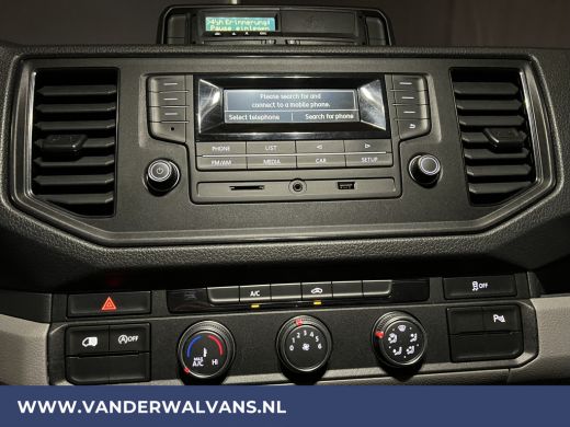 Volkswagen Crafter 2.0 TDI 141pk L4H3 L3H2 Euro6 ** Airco | 3000kg trekhaak | Cruisecontrol | Parkeersensoren Bijrij... ActivLease financial lease