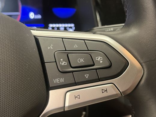 Volkswagen Polo 1.0 TSI Life Parkeersensoren V+A | Adaptieve Cruise | 15'' lichtmetaal | LED | Airco | Bluetooth ... ActivLease financial lease
