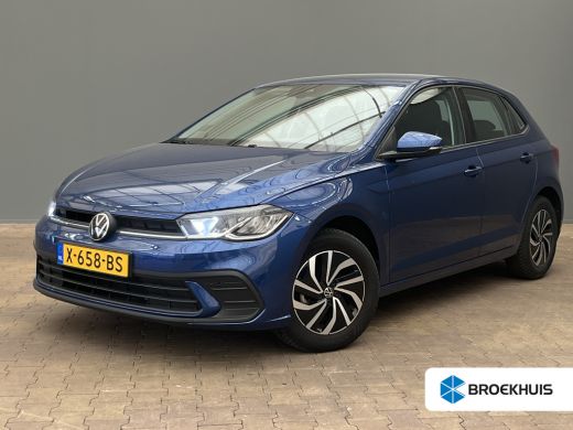 Volkswagen Polo 1.0 TSI Life Parkeersensoren V+A | Adaptieve Cruise | 15'' Lichtmetaal | LED | Airco | Bluetooth ... Volkswagen Polo 1.0 TSI Life Parkeersensoren V+A | Adaptieve Cruise | 15'' Lichtmetaal | LED | Airco | Bluetooth ...