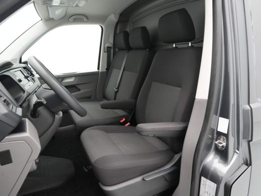 Volkswagen Transporter 2.0 TDI 90pk L1H1 26 Economy Business Navi via app Trekhaak Pdc Cruise ActivLease financial lease