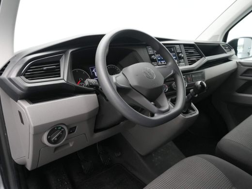 Volkswagen Transporter 2.0 TDI 90pk L1H1 26 Economy Business Navi via app Trekhaak Pdc Cruise ActivLease financial lease
