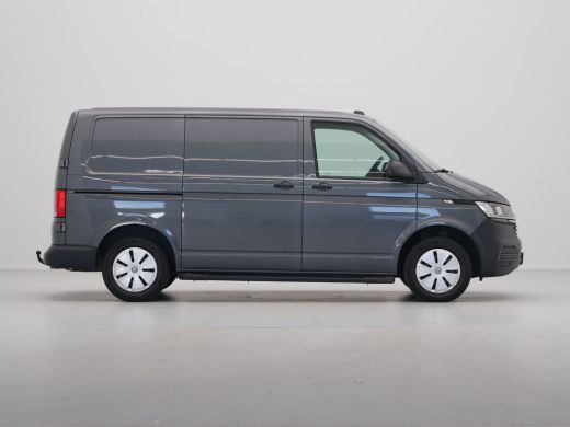 Volkswagen Transporter 2.0 TDI 90pk L1H1 26 Economy Business Navi via app Trekhaak Pdc Cruise ActivLease financial lease
