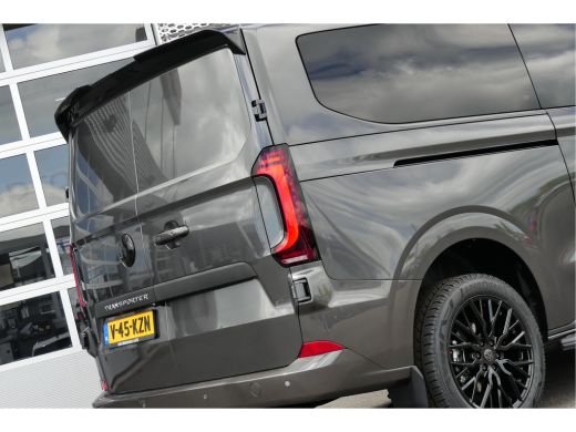 Volkswagen Transporter | Bulli | Black Edition | LED Matrix | DSG | App-Connect | ACC | Climate control | LM velgen 19" | ActivLease financial lease