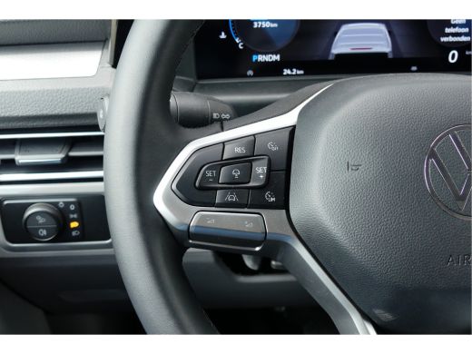 Volkswagen Transporter | Bulli | Black Edition | LED Matrix | DSG | App-Connect | ACC | Climate control | LM velgen 19" | ActivLease financial lease