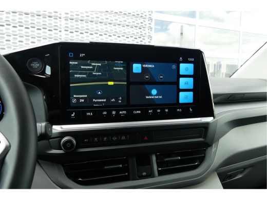 Volkswagen Transporter | Bulli | Black Edition | LED Matrix | DSG | App-Connect | ACC | Climate control | LM velgen 19" | ActivLease financial lease
