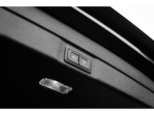 Audi A5 Avant 2.0 e-hybrid quattro S edition 299 pk | Trekhaak | Omgevingscamera | Techpakket Plus | Adap... ActivLease financial lease