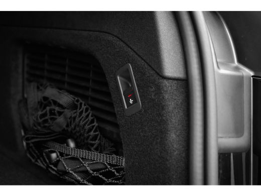 Audi A5 Avant 2.0 e-hybrid quattro S edition 299 pk | Trekhaak | Omgevingscamera | Techpakket Plus | Adap... ActivLease financial lease