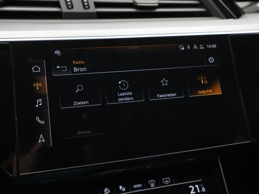 Audi e-tron e-tron 55 quattro 408pk 95 kWh Carplay Camera Headup Display Stoelverwarming ActivLease financial lease