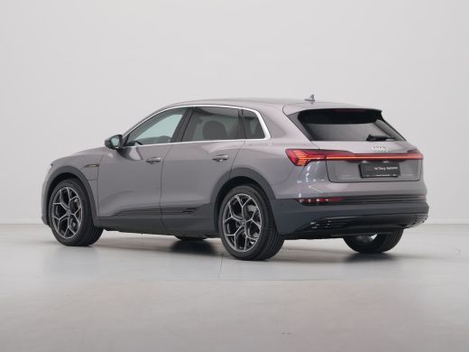 Audi e-tron e-tron 55 quattro 408pk 95 kWh Carplay Camera Headup Display Stoelverwarming ActivLease financial lease