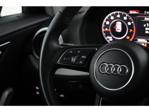Audi Q2 30 TFSI S Edition S-line, Leer, Climate, ActivLease financial lease