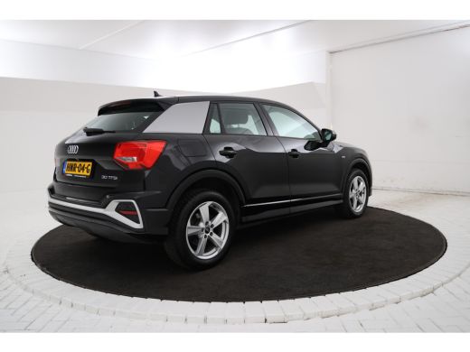 Audi Q2 30 TFSI S Edition S-line, Leer, Climate, ActivLease financial lease