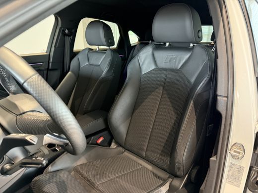 Audi Q3 45 245pk TFSI e S edition | Optiekpakket zwart plus | MMI navigatie plus MMI touch | Cruise contr... ActivLease financial lease