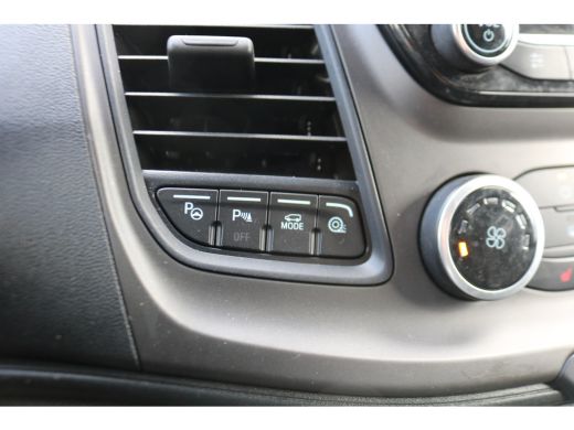 Ford Transit Custom 2.0 TDci 130pk L2 H1 Airco 2.8T Trekhaak ActivLease financial lease