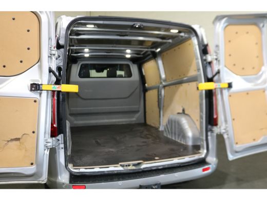 Ford Transit Custom 2.0 TDCI L2 H1 Sport Automaat Airco Navigatie Camera Trekhaak ActivLease financial lease