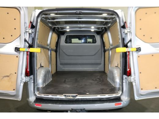 Ford Transit Custom 2.0 TDCI L2 H1 Sport Automaat Airco Navigatie Camera Trekhaak ActivLease financial lease