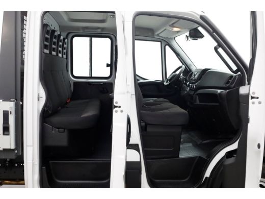 Iveco Daily 35C14 136pk E6 Open Laadbak D.C. Trekhaak 3500kg 08-2023 ActivLease financial lease