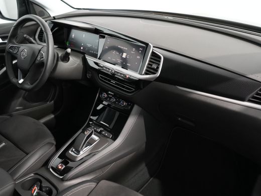 Opel Grandland GSE 1.6 Turbo | 4x4 PHEV AUTOMAAT MET 300PK CLIMATE CONTROL | NAVI | PARKEERSENSOREN + CAMERA | A... ActivLease financial lease