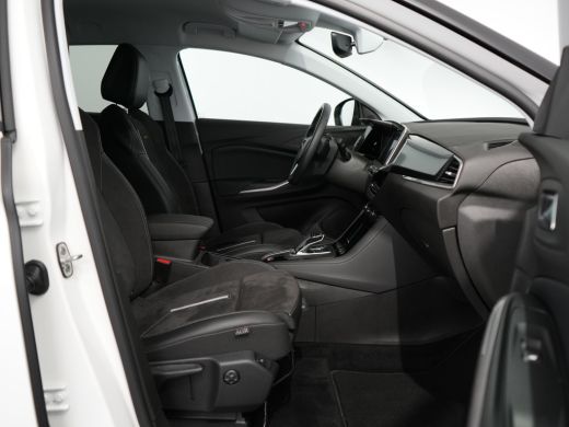 Opel Grandland GSE 1.6 Turbo | 4x4 PHEV AUTOMAAT MET 300PK CLIMATE CONTROL | NAVI | PARKEERSENSOREN + CAMERA | A... ActivLease financial lease